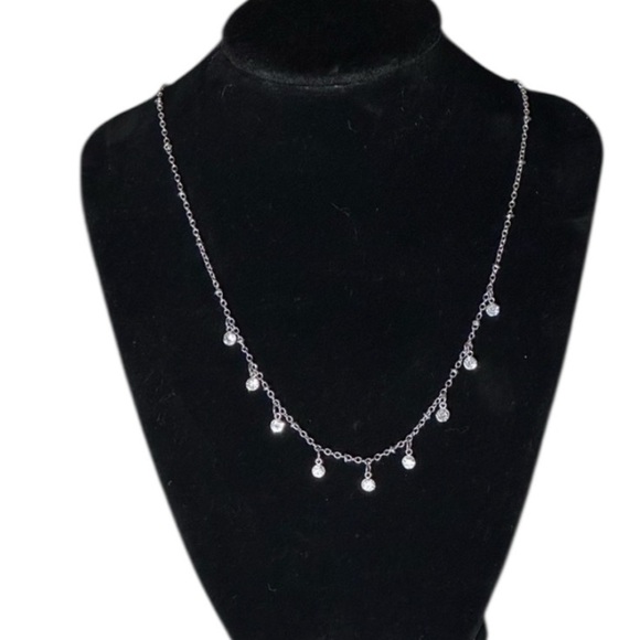 Elegant Silver Necklace with Crystal Accents - Picture 3 of 3